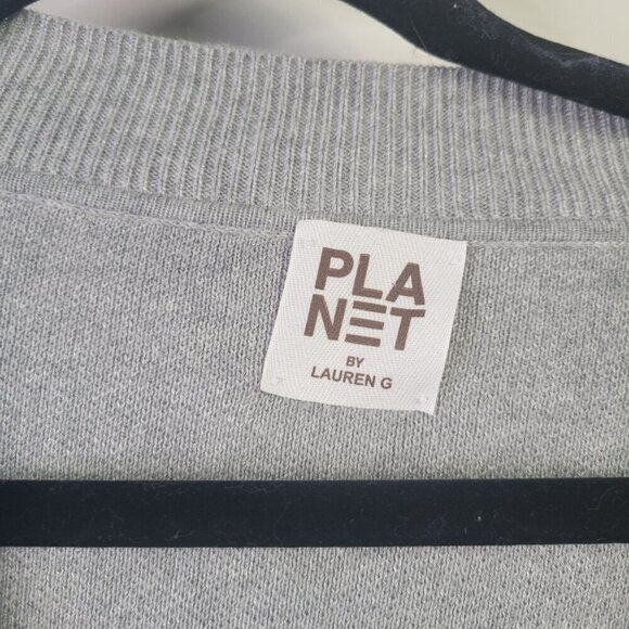 Planet by Lauren G Pima Cotton and Modal Boxy Gray V Neckline Cut Out Sweater OS - Picture 4 of 12